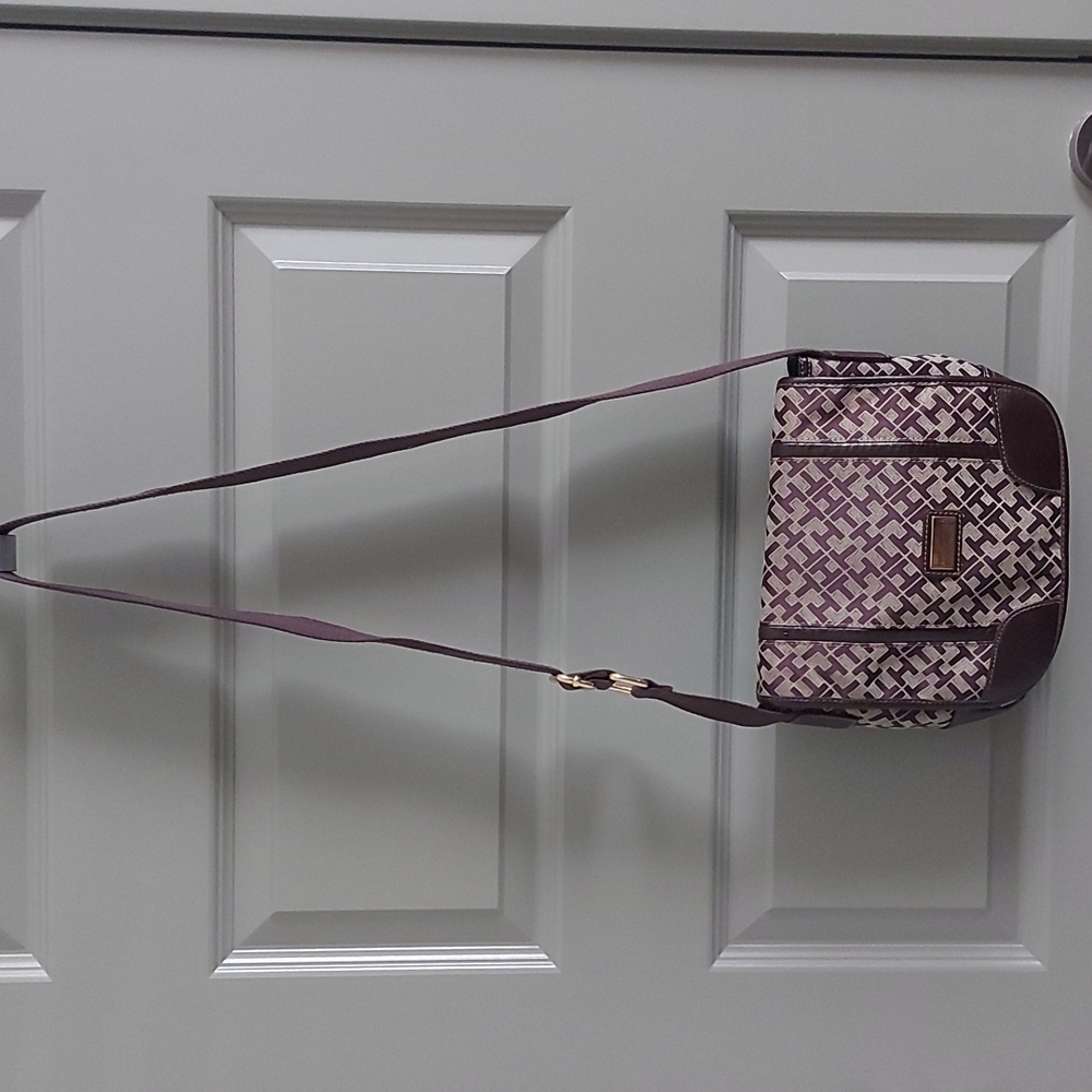 Tommy Hilfiger cross body bag